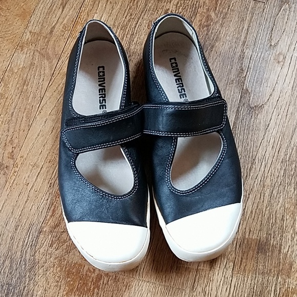 converse women's mary janes